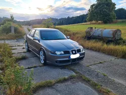 Grau Gebraucht 2003 Seat Leon CUPRA Limousine | 5.550 €
