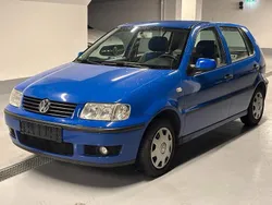 Blau Gebraucht 2002 VW Polo Kleinwagen | 900 € (Guter Preis)