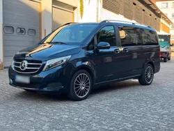 Blau Gebraucht 2018 Mercedes V250 Van / Kleinbus | 38.000 € (Guter Preis)