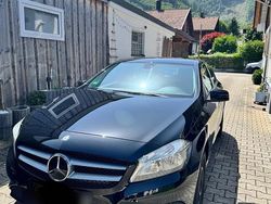 Schwarz Gebraucht 2015 Mercedes A180 Limousine | 10.700 € (Guter Preis)