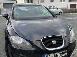 Schwarz Gebraucht 2011 Seat Leon Style Limousine | 5.995 € (Etwas zu teuer)
