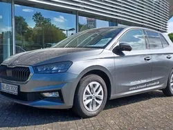 Grau Gebraucht 2024 Skoda Fabia Selection Limousine | 21.480 € (Etwas zu teuer)