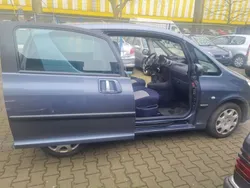 Gebraucht 2006 Peugeot 1007 Premium Kleinwagen | 1.799 € (Guter Preis)