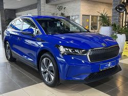 Blau Gebraucht 2024 Skoda Enyaq iV Loft SUV | 39.500 € (Guter Preis)