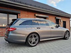 Grau Gebraucht 2018 Mercedes E220 AMG line Kombi | 29.500 € (Teuer)