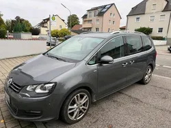 Grau Gebraucht 2013 VW Sharan Van / Kleinbus | 18.000 € (Teuer)