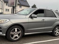 Grün Gebraucht 2015 Mercedes ML350 AMG SUV | 18.900 € (Guter Preis)