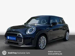 Schwarz Gebraucht 2023 Mini Cooper SE Kleinwagen | 23.490 € (Fairer Preis)