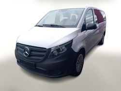 Weiss Gebraucht 2022 Mercedes Vito Kombi | 36.688 €
