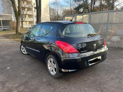 Schwarz Gebraucht 2010 Peugeot 308 Coupé | 2.490 € (Fairer Preis)