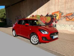 Rot Gebraucht 2022 Suzuki Swift Comfort Kleinwagen | 14.450 € (Fairer Preis)