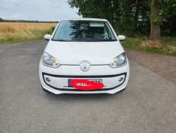 Weiß Gebraucht 2015 VW up! high up! Kleinwagen | 6.400 € (Fairer Preis)