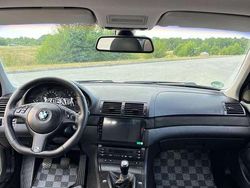 Grau Gebraucht 2002 BMW 230 M Sport Limousine | 5.800 €
