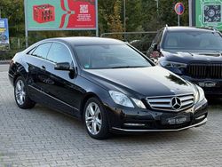 Schwarz Gebraucht 2012 Mercedes E200 Coupé | 14.990 € (Fairer Preis)