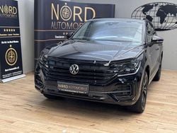 Deep black perleffek (metallic) Gebraucht 2022 VW Touareg R-line SUV | 46.899 € (Fairer Preis)