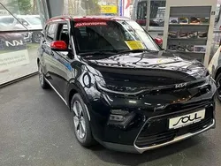 Schwarz Neu 2024 Kia Soul EV Inspiration SUV | 27.970 €
