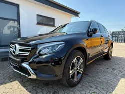 Schwarz Gebraucht 2018 Mercedes GLC220 AMG line SUV | 27.000 € (Fairer Preis)