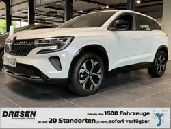 Weiss Gebraucht 2023 Renault Austral Equilibre SUV | 26.390 € (Fairer Preis)