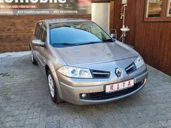 Grau Gebraucht 2008 Renault Mégane II Avantage Limousine | 3.980 € (Etwas zu teuer)