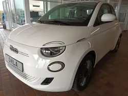 Arktis weiß Gebraucht 2022 Fiat 500e Icon Kleinwagen | 19.980 € (Fairer Preis)