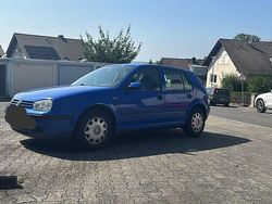 Blau Gebraucht 1998 VW Golf IV Basis Limousine | 1.350 € (Guter Preis)