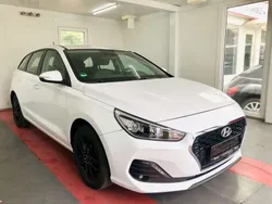 Polar weiß Gebraucht 2019 Hyundai i30 Pure Kombi | 12.800 € (Guter Preis)