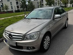 Grau Gebraucht 2007 Mercedes C180 Limousine | 6.490 € (Fairer Preis)