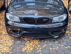 Schwarz Gebraucht 2011 BMW 118 Sport Line Kleinwagen | 5.950 € (Guter Preis)