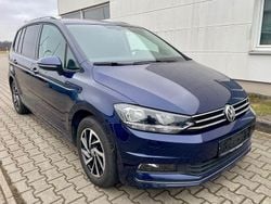 Blau Gebraucht 2019 VW Touran Van / Kleinbus | 17.990 € (Guter Preis)
