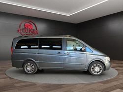 Grau Gebraucht 2011 Mercedes Viano Edition Van / Kleinbus | 22.900 €