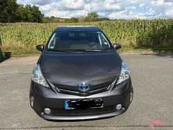 Grau Gebraucht 2014 Toyota Prius+ Comfort Van / Kleinbus | 15.500 € (Fairer Preis)