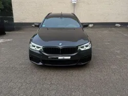 Grau Gebraucht 2019 BMW 530 Kombi | 20.990 € (Fairer Preis)