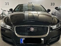 Schwarz Gebraucht 2018 Jaguar XE Portfolio Limousine | 16.400 € (Guter Preis)