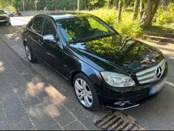 Schwarz Gebraucht 2007 Mercedes C200 Limousine | 8.000 € (Fairer Preis)