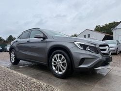 Grau Gebraucht 2015 Mercedes GLA200 Sport SUV | 12.499 € (Guter Preis)