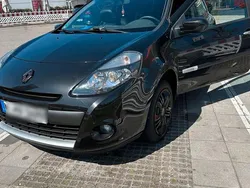 Schwarz Gebraucht 2009 Renault Clio Coupé | 1.699 €