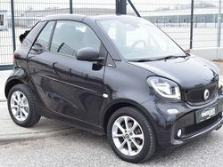 Schwarz Gebraucht 2017 Smart ForTwo Cabrio Cabrio | 15.990 € (Fairer Preis)