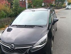 Schwarz Gebraucht 2017 Opel Zafira Van / Kleinbus | 9.000 € (Superpreis)
