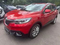 Rot Gebraucht 2016 Renault Kadjar Experience SUV | 10.950 € (Guter Preis)