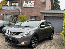 Gun metallic (m) Gebraucht 2016 Nissan Qashqai Tekna SUV | 11.950 € (Superpreis)