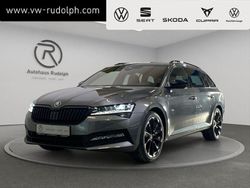 Graphitegrau metallic (metallic) Gebraucht 2022 Skoda Superb Kombi | 29.920 € (Etwas zu teuer)