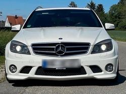 Weiß Gebraucht 2010 Mercedes C63 AMG AMG Kombi | 28.900 € (Guter Preis)