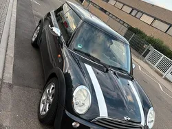 Schwarz Gebraucht 2006 Mini ONE Kleinwagen | 1.000 €