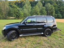 Schwarz Gebraucht 2007 Mitsubishi Pajero Instyle SUV | 16.500 € (Teuer)