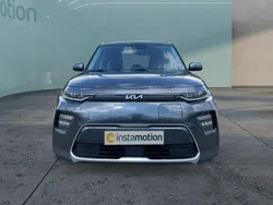 Grau Gebraucht 2023 Kia Soul EV Inspiration SUV | 30.499 € (Guter Preis)