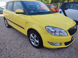 Gelb Gebraucht 2011 Skoda Fabia Family Kleinwagen | 3.000 € (Etwas zu teuer)