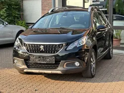 Schwarz Gebraucht 2016 Peugeot 2008 Allure SUV | 10.990 € (Fairer Preis)