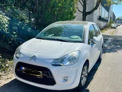 Weiß Gebraucht 2011 Citroën C3 Kleinwagen | 6.666 €