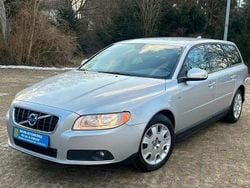 Silber Gebraucht 2010 Volvo V70 Kombi | 6.990 € (Guter Preis)