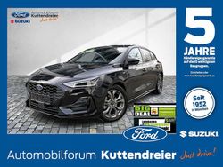 Obsidianschwarz metallic Gebraucht 2024 Ford Focus ST-Line X Limousine | 24.180 € (Guter Preis)